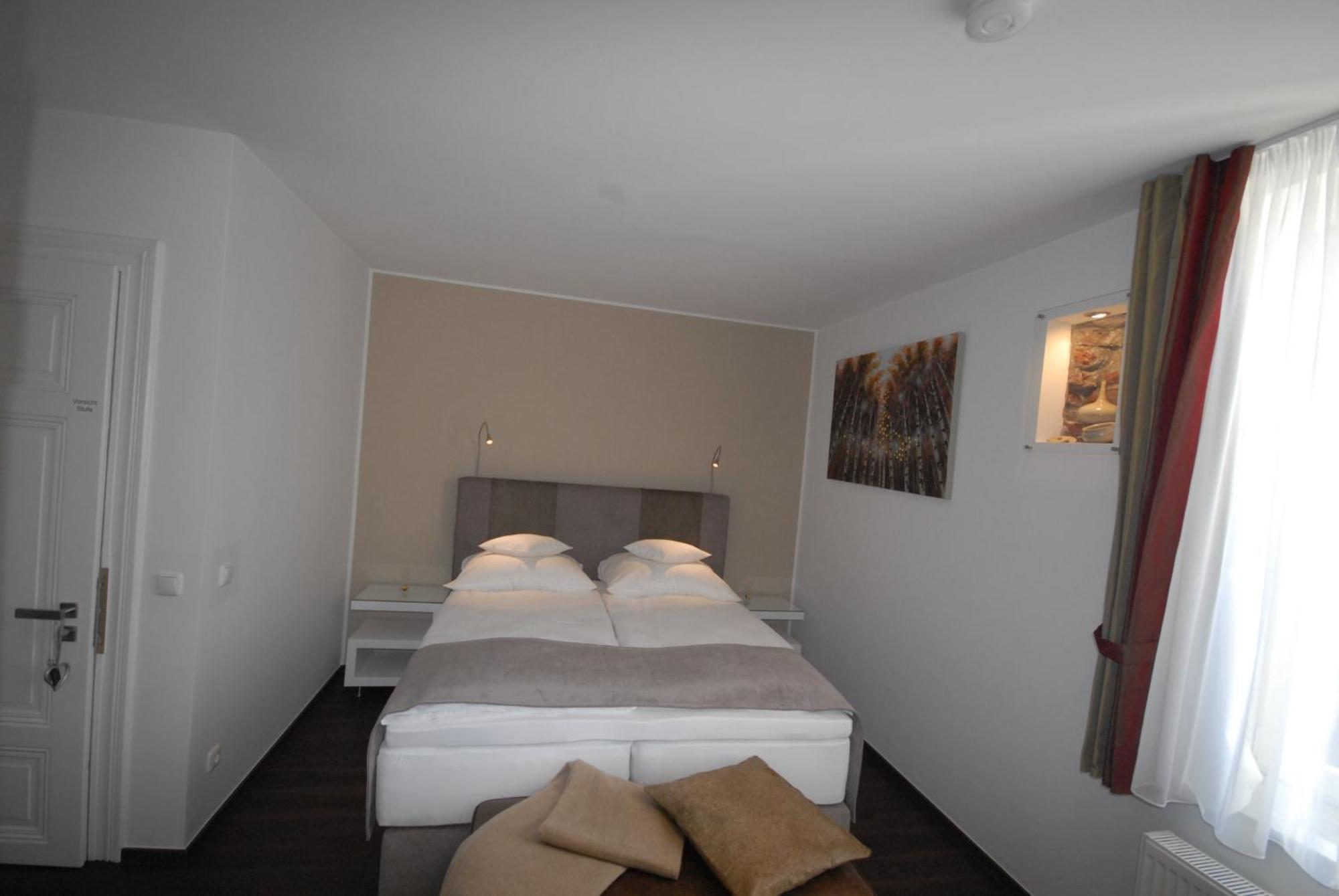 Landhotel Alte Toepferei Duisburg Eksteriør billede
