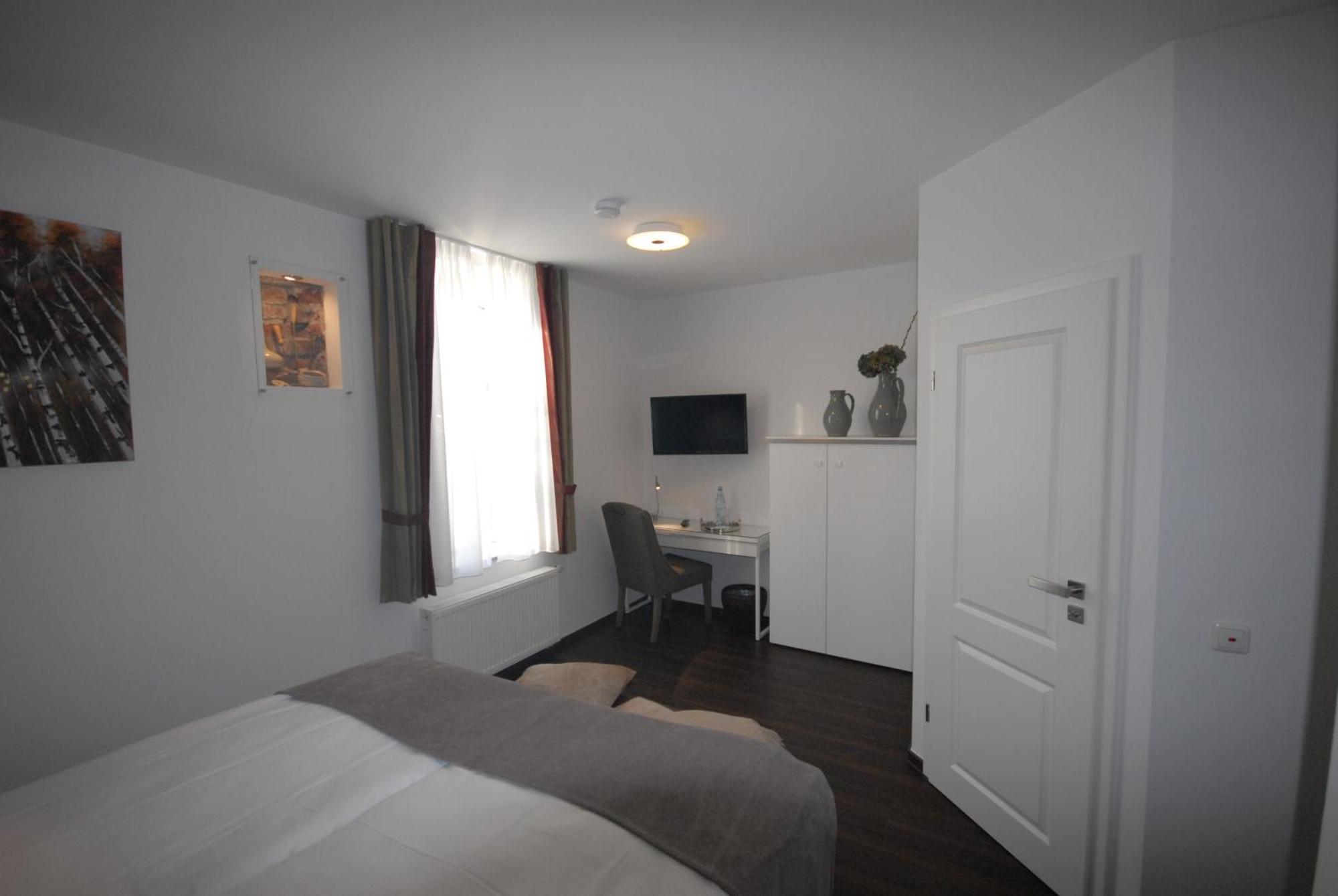 Landhotel Alte Toepferei Duisburg Eksteriør billede