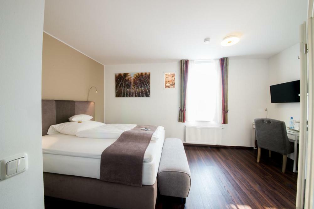 Landhotel Alte Toepferei Duisburg Eksteriør billede