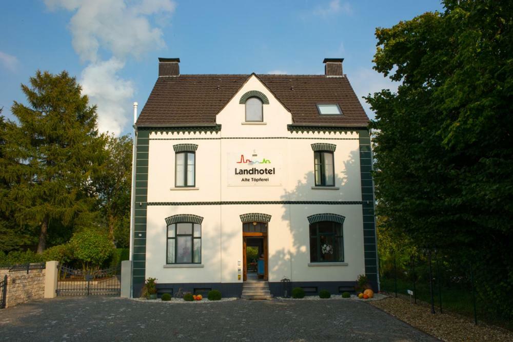Landhotel Alte Toepferei Duisburg Eksteriør billede